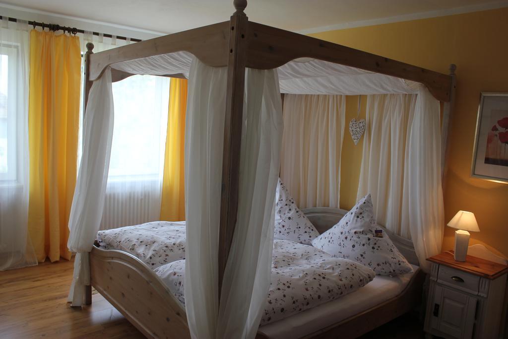 Hotel Landhaus Neuhof Виршем Экстерьер фото